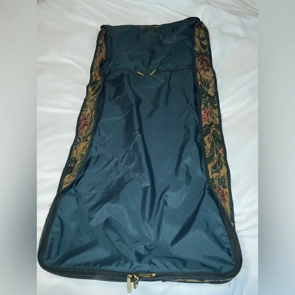Jordache DuraSuade Travel Garment Bag